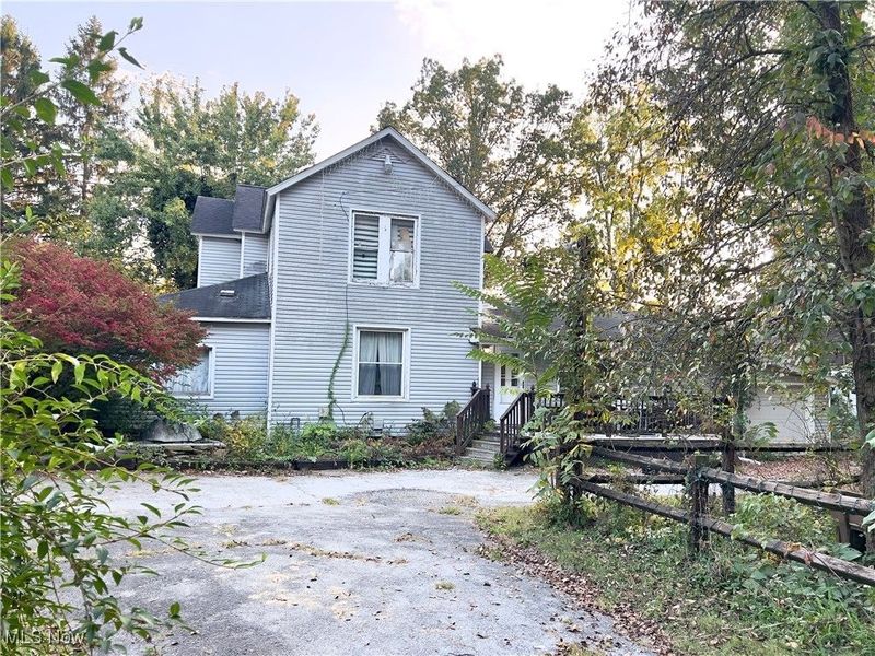 825 Youngstown Lowellville Road, Lowellville, OH 44436 Photo 2