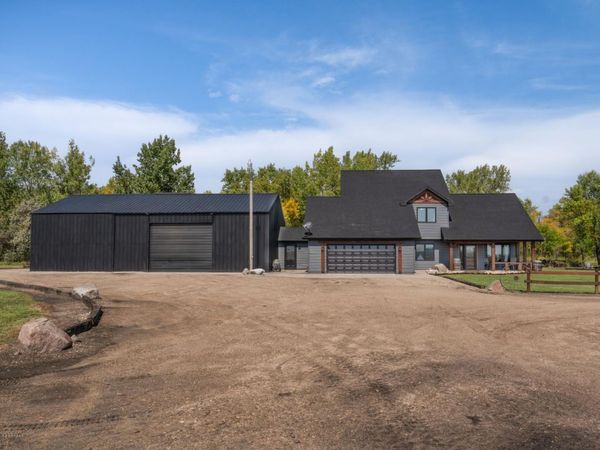 635 20th Street NE, Thompson, ND 58278