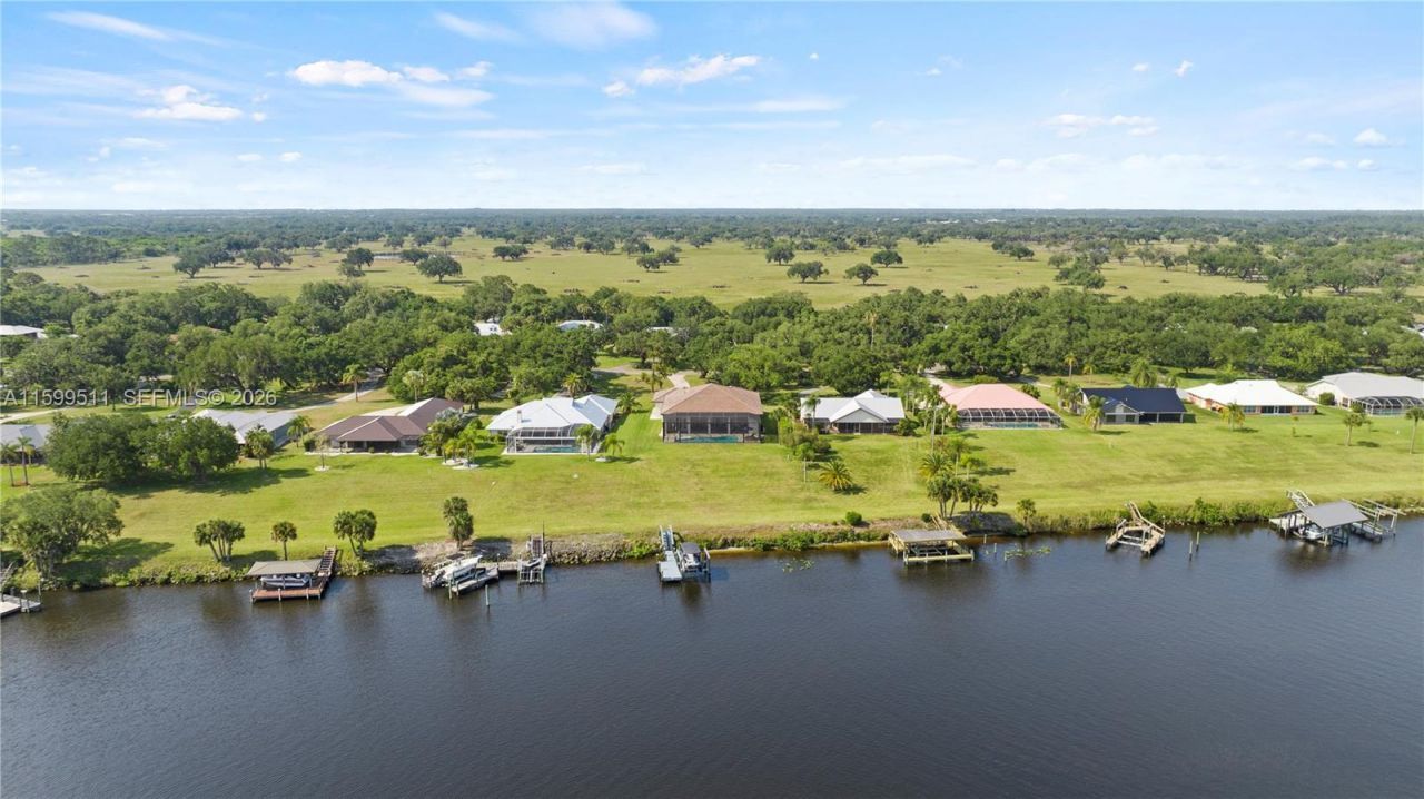 1311 Riverbend Drive, La Belle, FL 33935 Photo