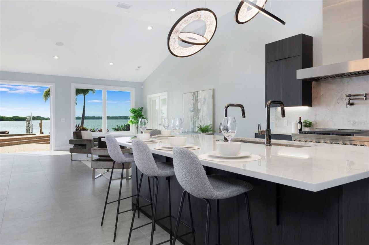 8400 35th Avenue N, Saint Petersburg, FL 33710 Photo