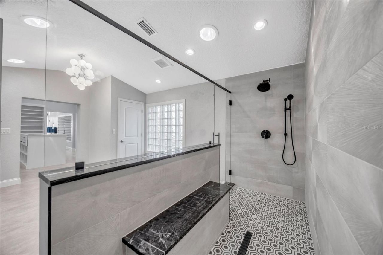 8400 35th Avenue N, Saint Petersburg, FL 33710 Photo