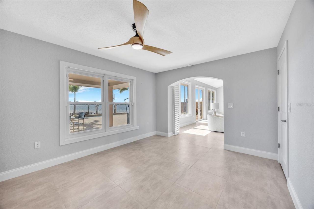 8400 35th Avenue N, Saint Petersburg, FL 33710 Photo