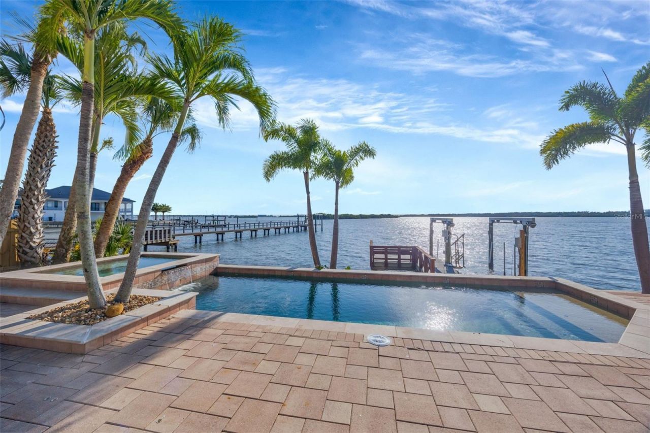 8400 35th Avenue N, Saint Petersburg, FL 33710 Photo