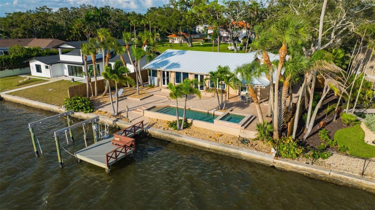 8400 35th Avenue N, Saint Petersburg, FL 33710 Photo