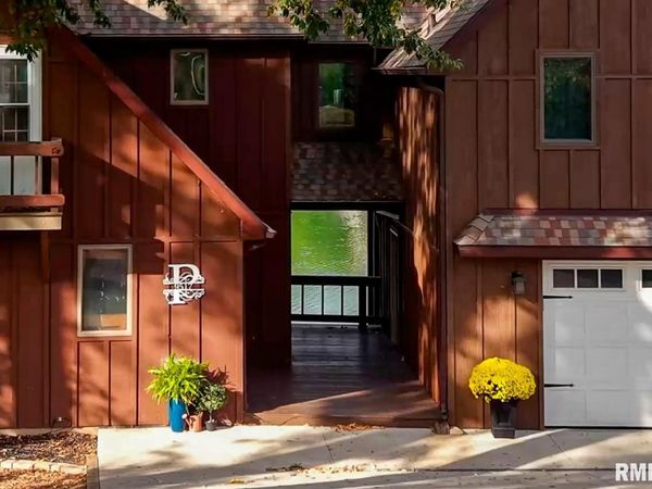 9517 W WHITTINGHAM Point, Mapleton, IL 61547