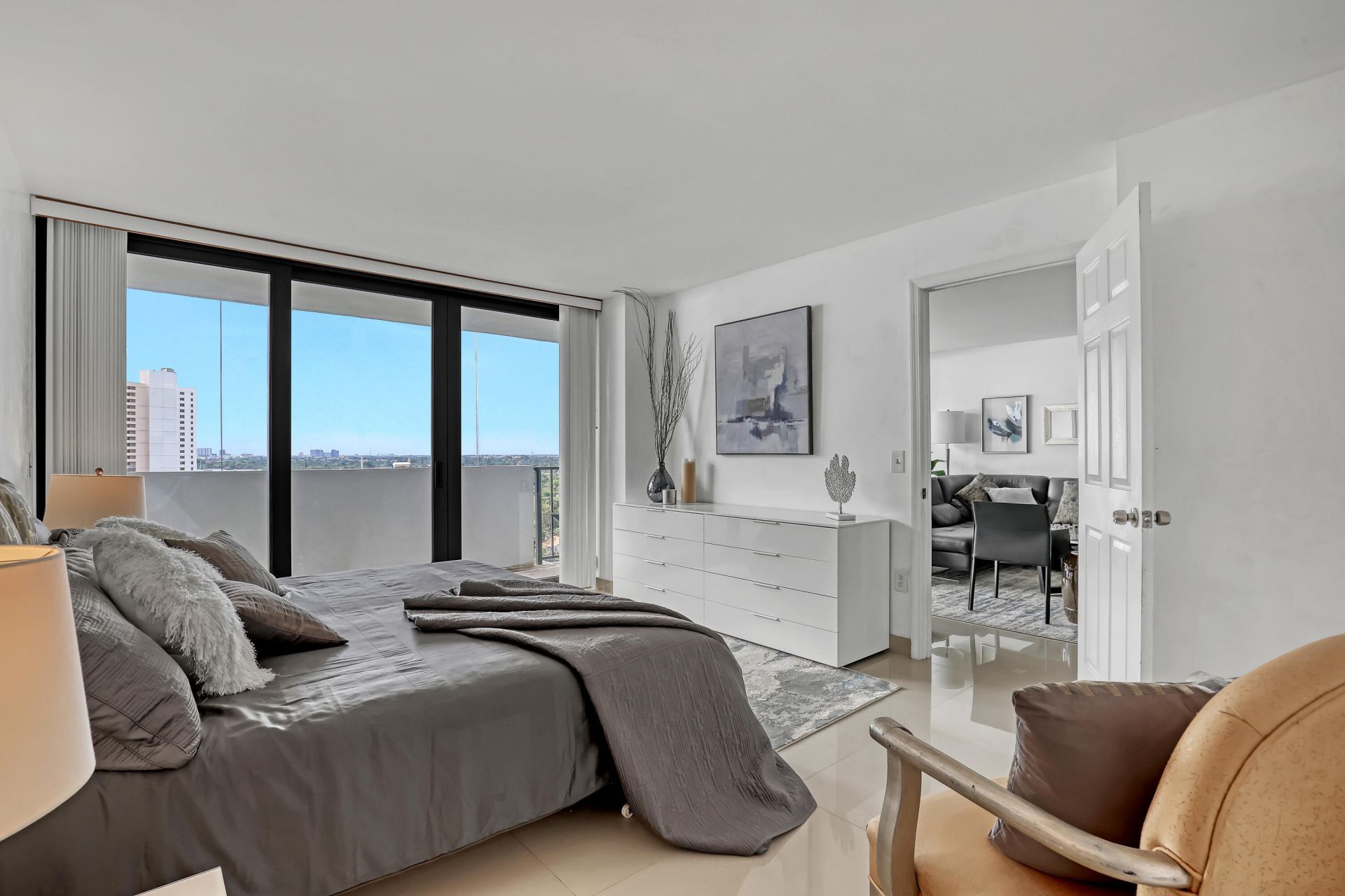 5600 N Flagler Drive, Unit 1510, West Palm Beach, FL 33407 Photo