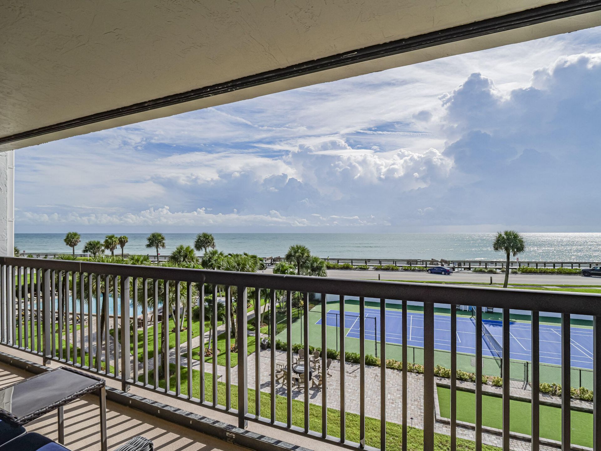 4141 Ocean Drive, Unit 403, Vero Beach, FL 32963 Photo