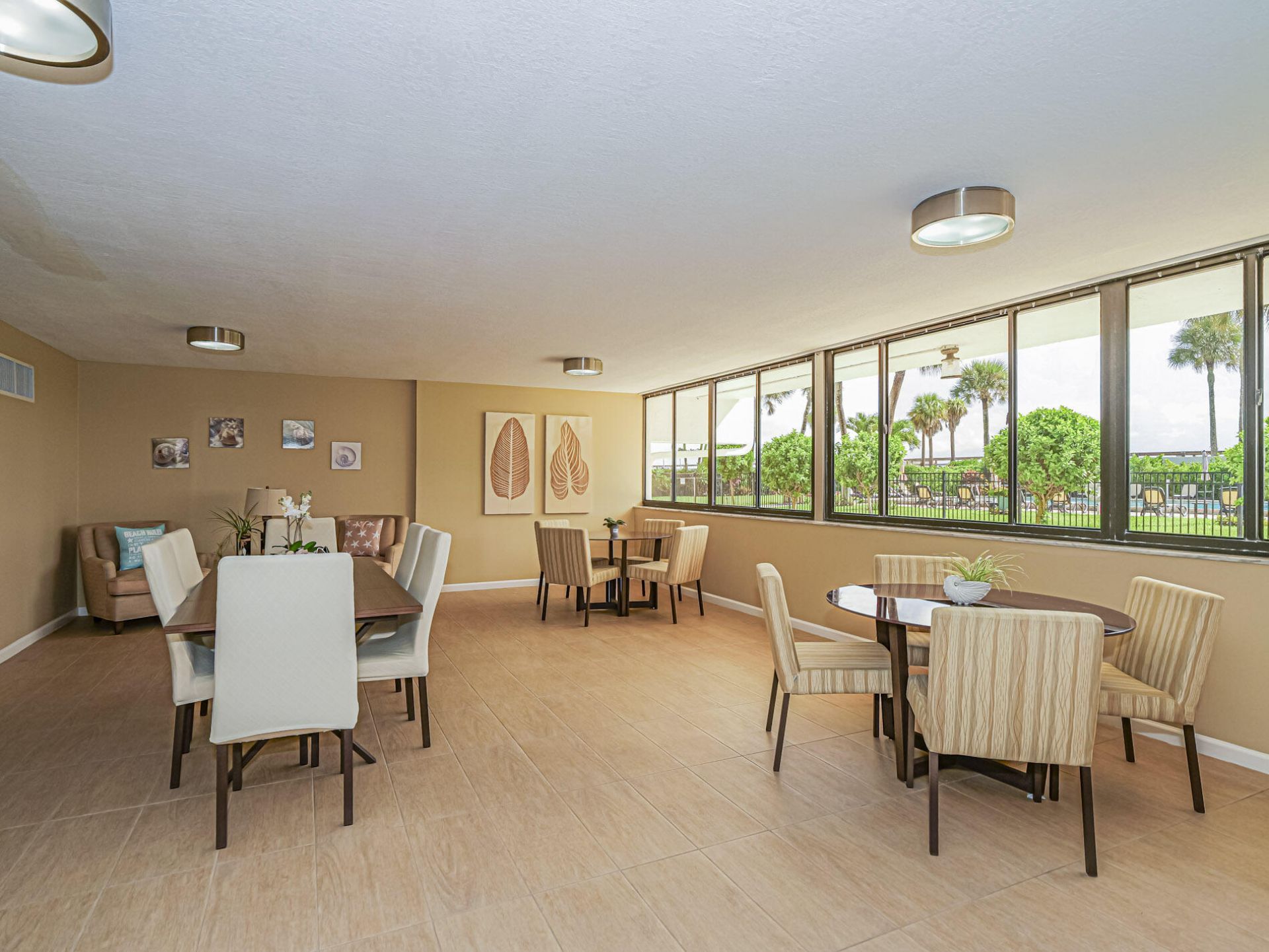 4141 Ocean Drive, Unit 403, Vero Beach, FL 32963 Photo