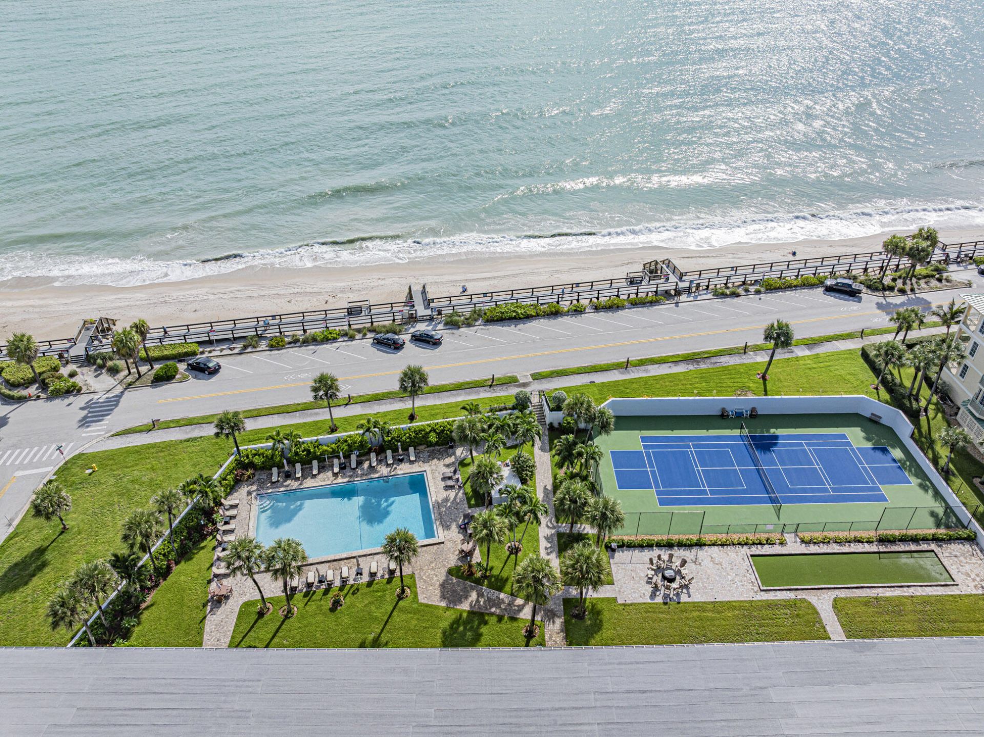4141 Ocean Drive, Unit 403, Vero Beach, FL 32963 Photo