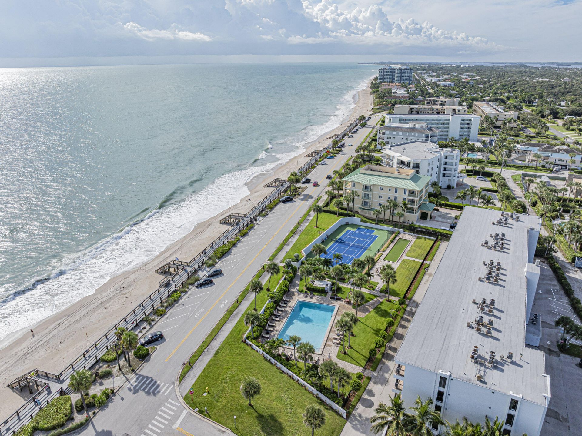 4141 Ocean Drive, Unit 403, Vero Beach, FL 32963 Photo