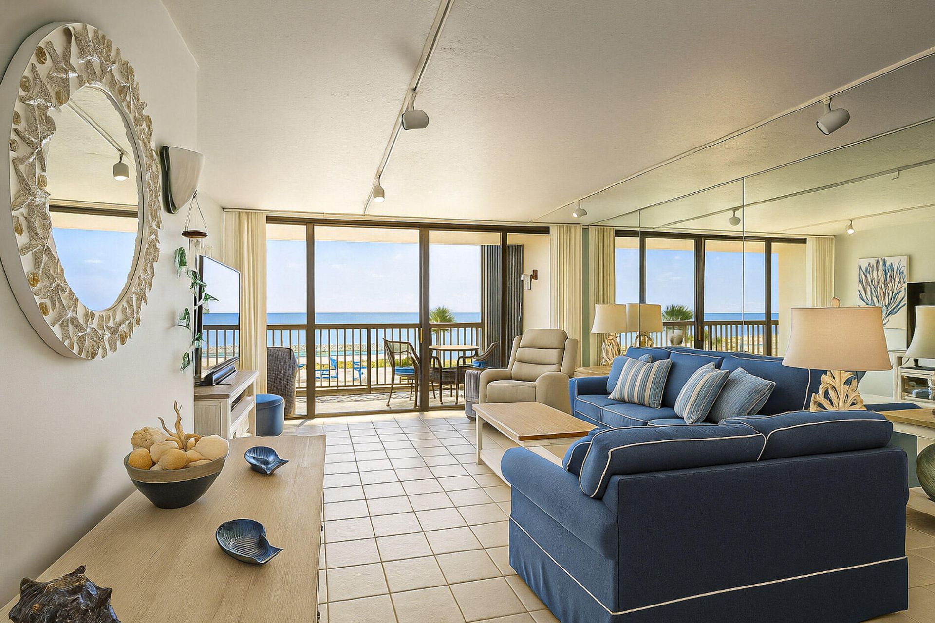 4141 Ocean Drive, Unit 403, Vero Beach, FL 32963 Photo