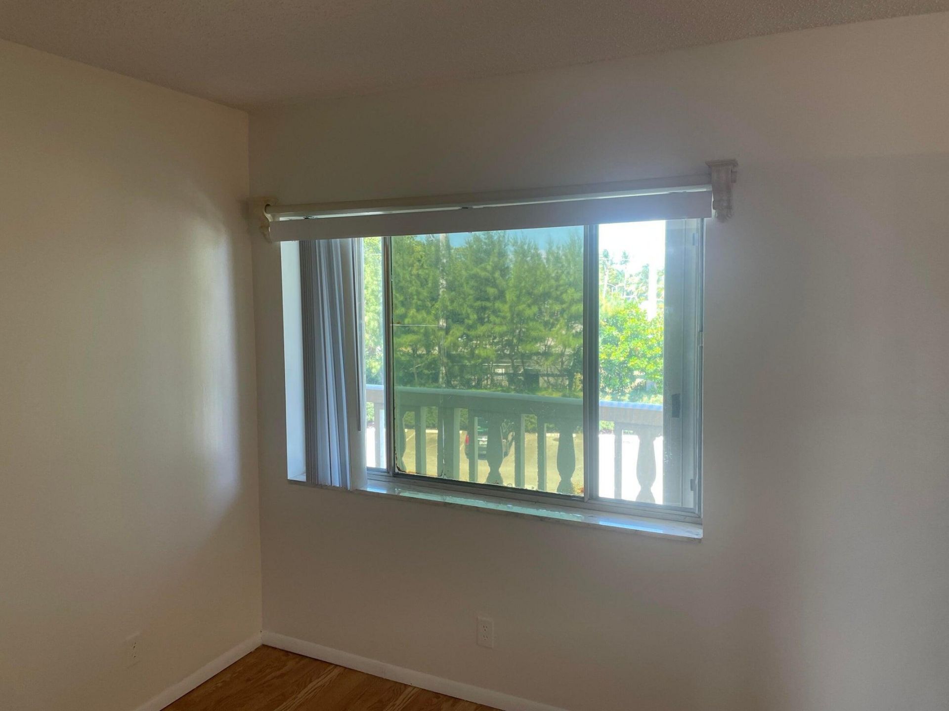 100 Village Green Circle E, Unit 312, Palm Springs, FL 33461 Photo