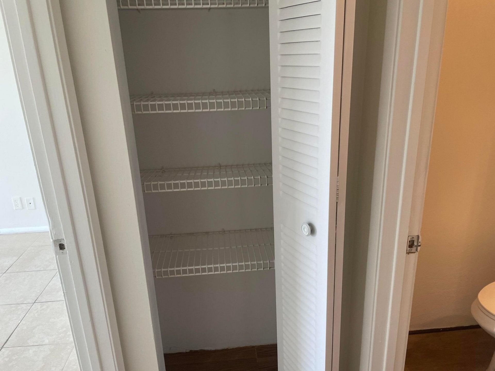 100 Village Green Circle E, Unit 312, Palm Springs, FL 33461 Photo