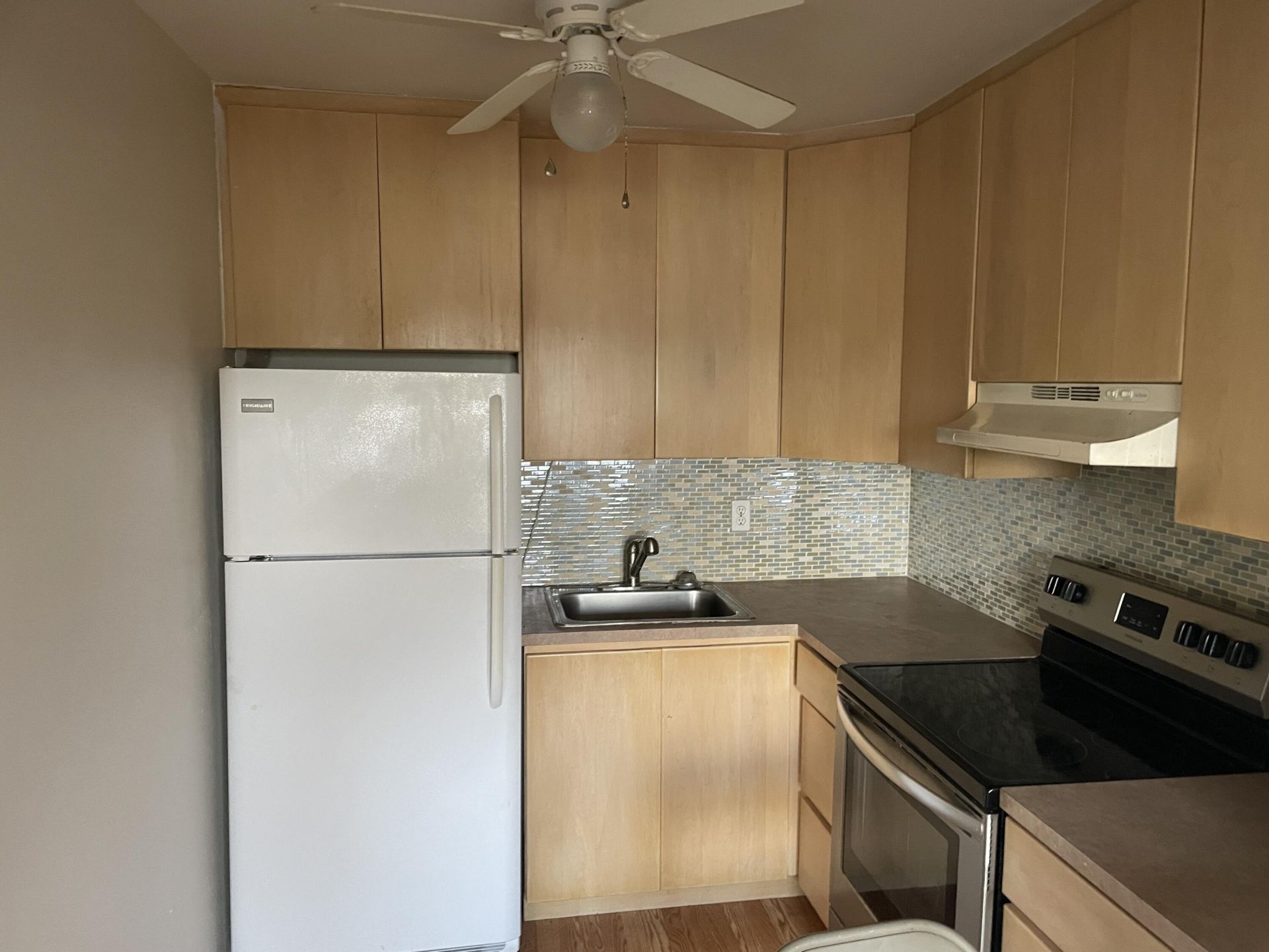 100 Village Green Circle E, Unit 312, Palm Springs, FL 33461 Photo