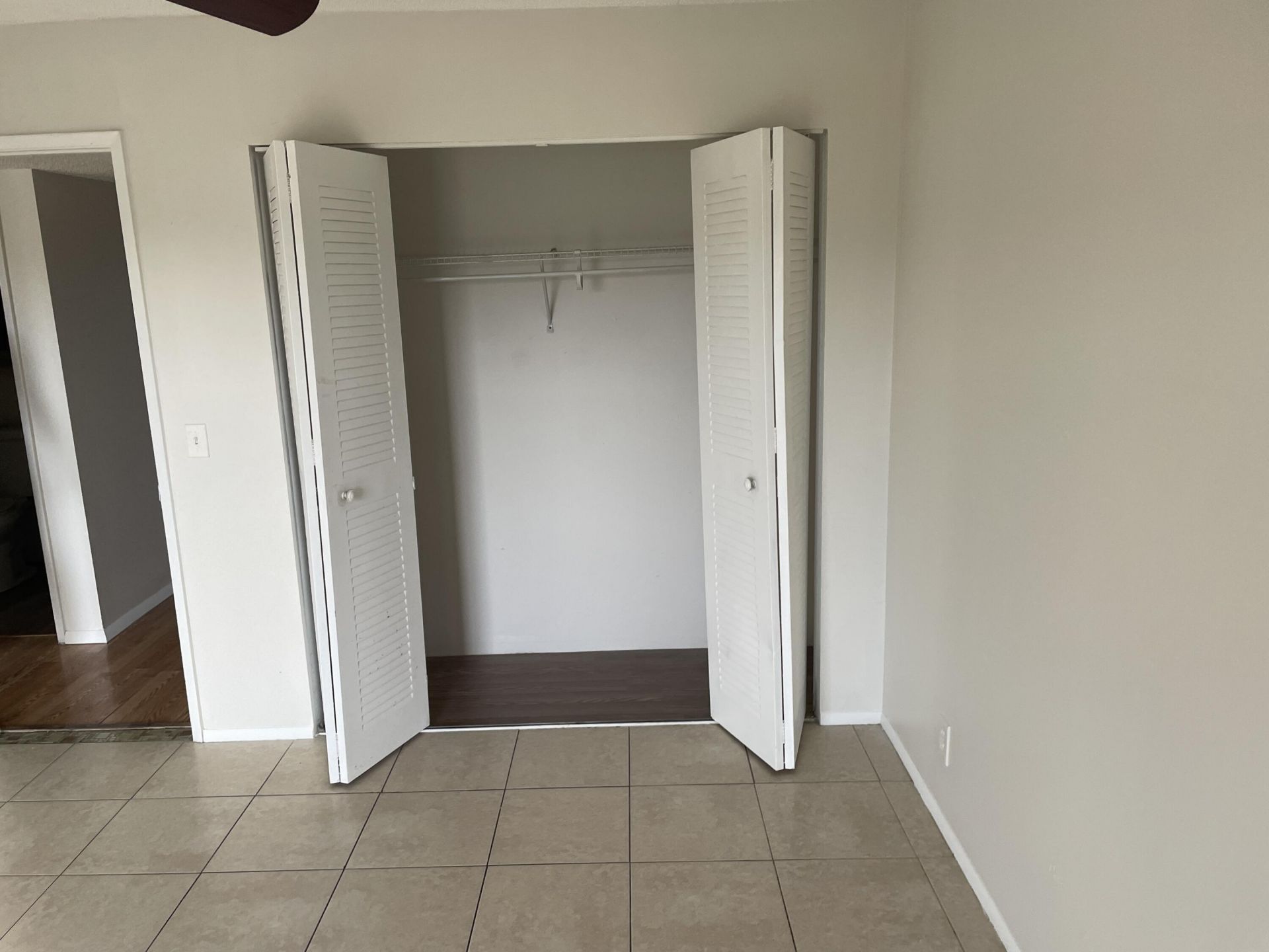 100 Village Green Circle E, Unit 312, Palm Springs, FL 33461 Photo