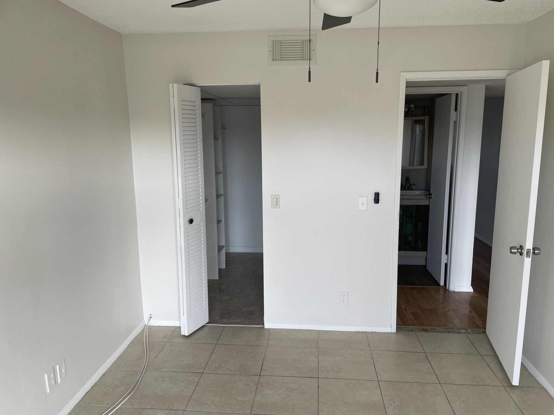 100 Village Green Circle E, Unit 312, Palm Springs, FL 33461 Photo