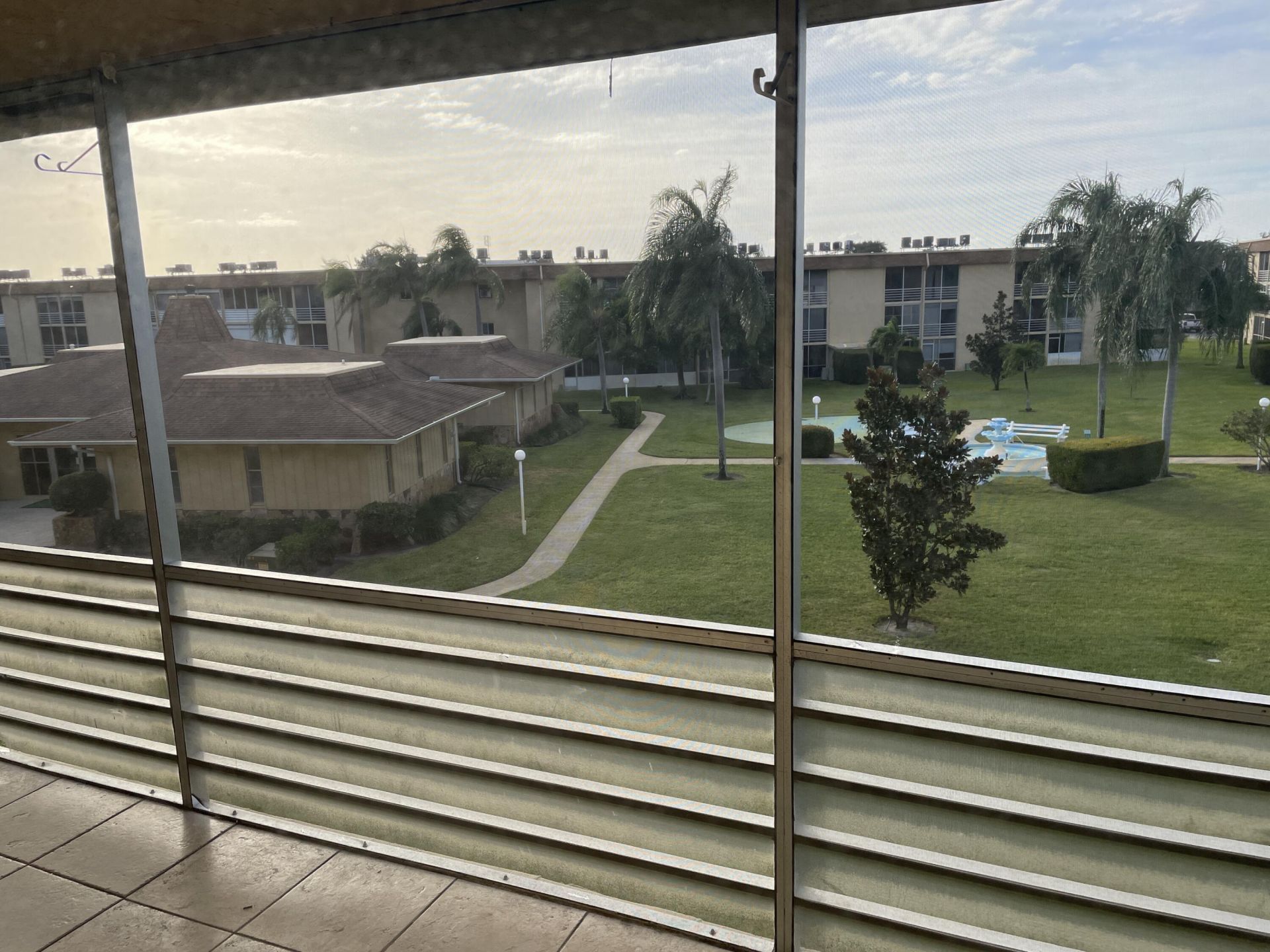 100 Village Green Circle E, Unit 312, Palm Springs, FL 33461 Photo