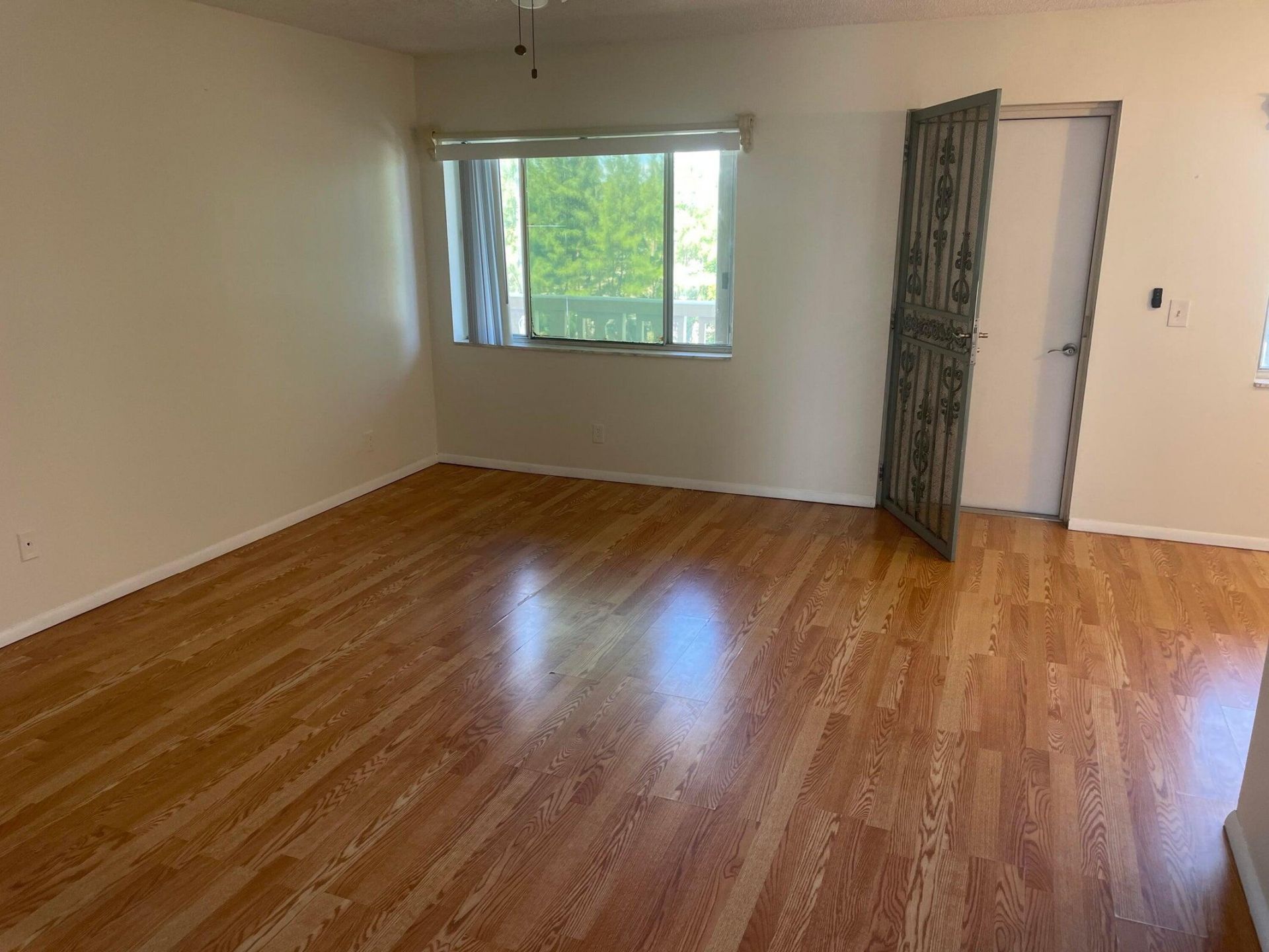 100 Village Green Circle E, Unit 312, Palm Springs, FL 33461 Photo