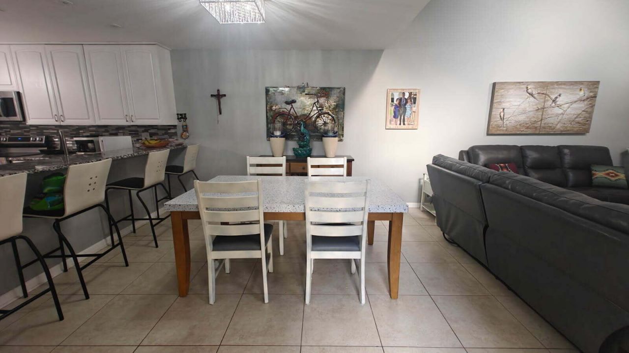 1100 SE Mitchell Avenue, Unit 401, Port Saint Lucie, FL 34952 Photo