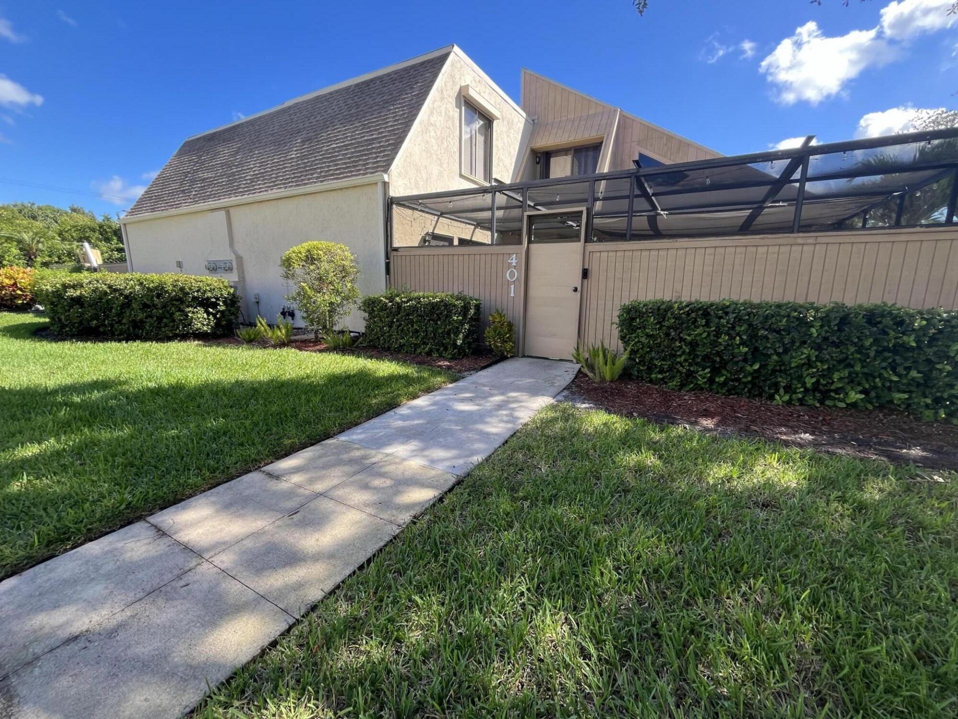1100 SE Mitchell Avenue, Unit 401, Port Saint Lucie, FL 34952 Photo