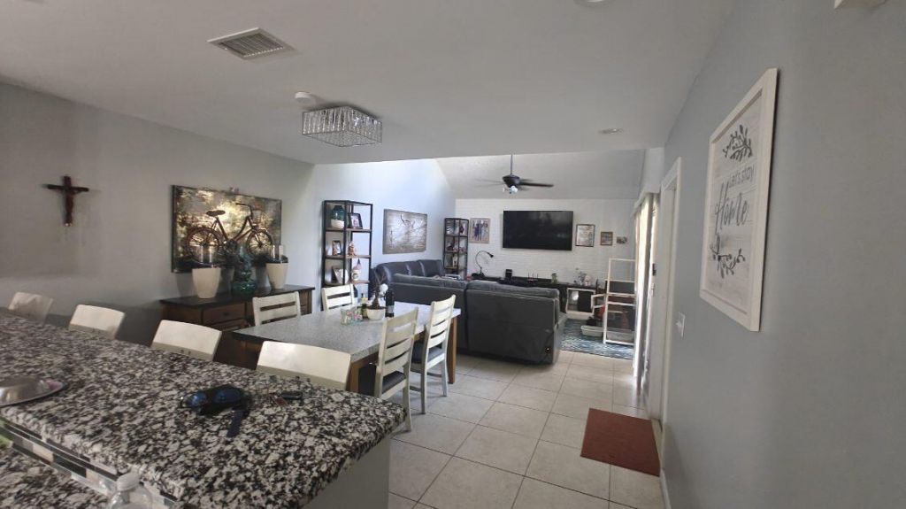 1100 SE Mitchell Avenue, Unit 401, Port Saint Lucie, FL 34952 Photo