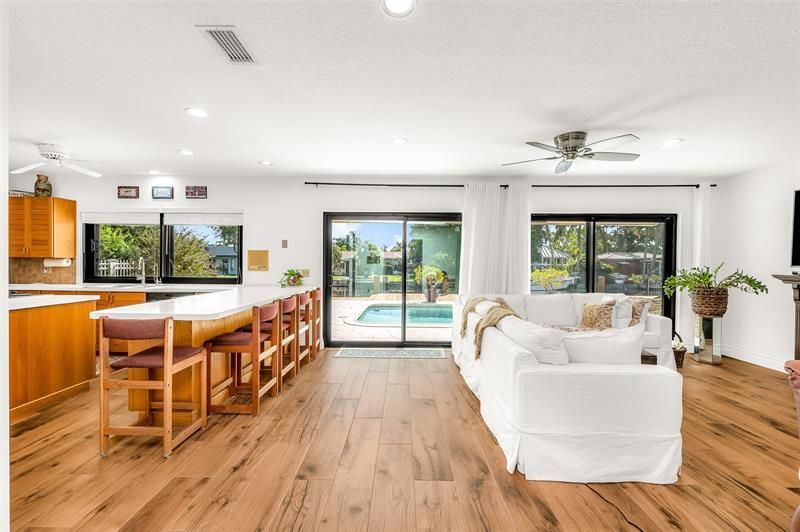 370 SE 13th Ave, Pompano Beach, FL 33060 Photo