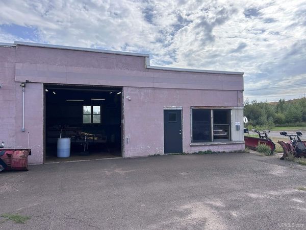 714 Sunday Lake Street, Wakefield, MI 49968