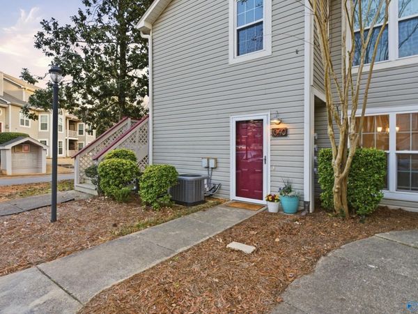 1040 Stones Throw Drive NW, Huntsville, AL 35806