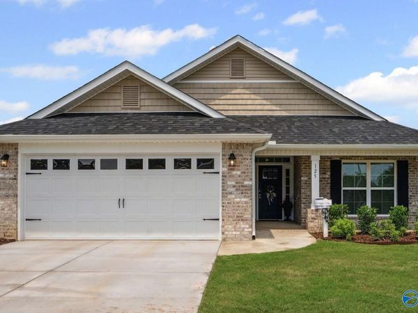 109 Ridgeland Trail, Huntsville, AL 35810