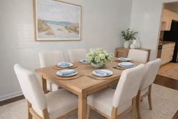 1527 Blaze Lane photo 4