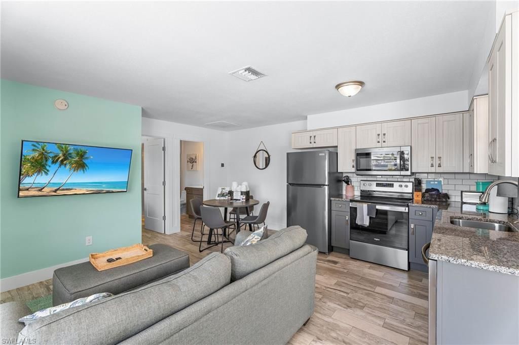 2904-2938 Sanibel Blvd, Unit 1-20, Saint James City, FL 33956 Photo