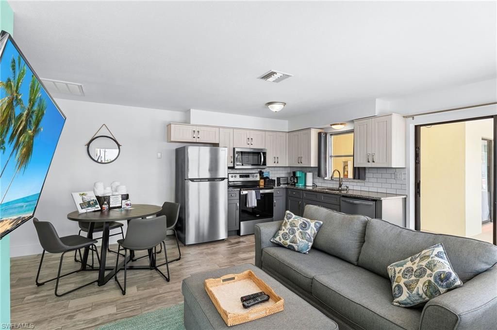 2904-2938 Sanibel Blvd, Unit 1-20, Saint James City, FL 33956 Photo