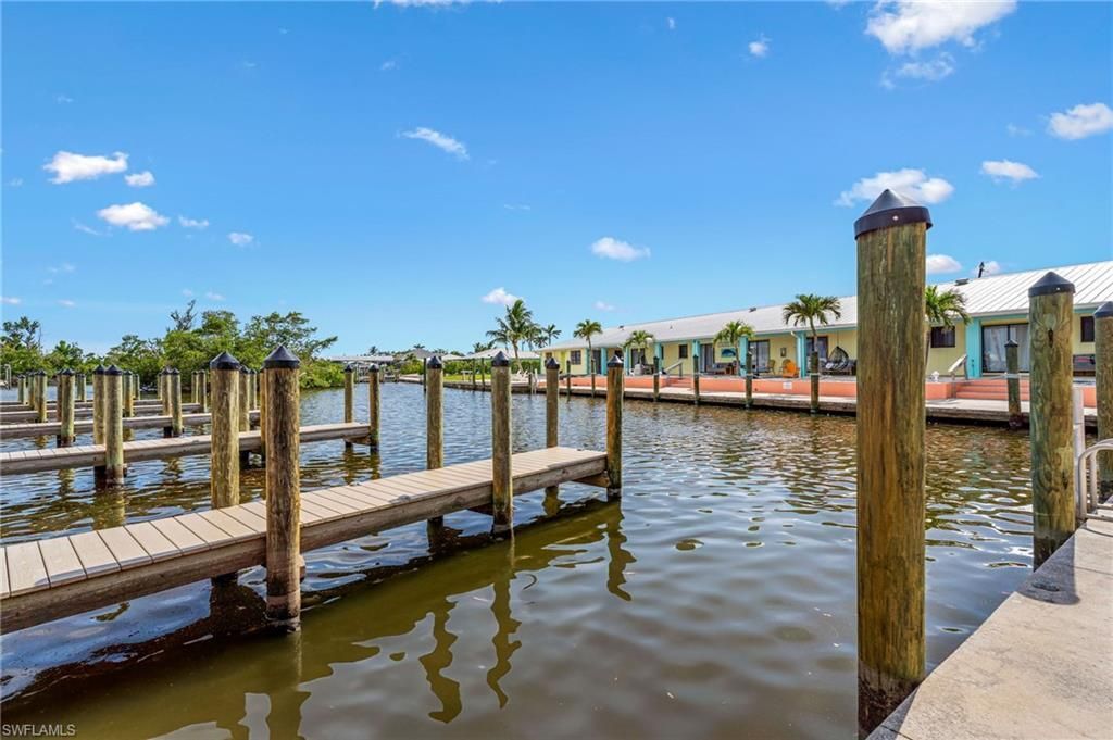 2904-2938 Sanibel Blvd, Unit 1-20, Saint James City, FL 33956 Photo