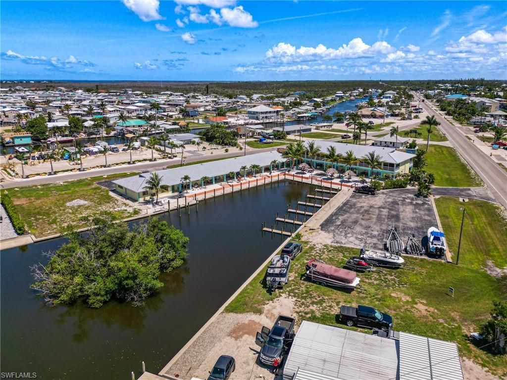 2904-2938 Sanibel Blvd, Unit 1-20, Saint James City, FL 33956 Photo