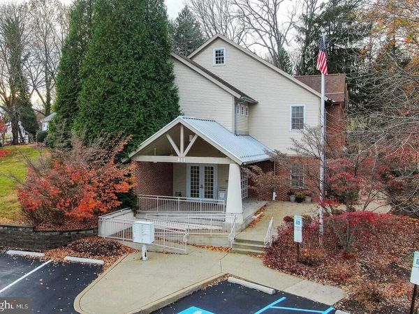 411 BALTIMORE PIKE, CHADDS FORD, PA 19317