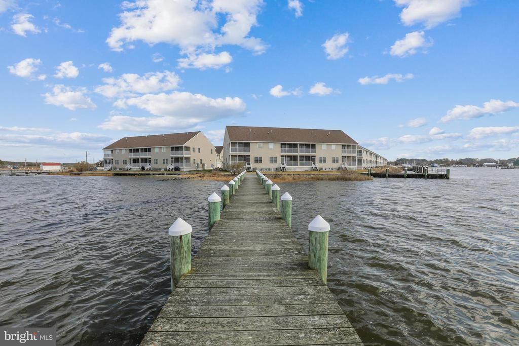 107 E WATERS EDGE, CRISFIELD, MD 21817