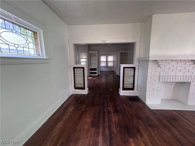 11606 Shadeland Avenue, Cleveland, OH 44108 Photo 4