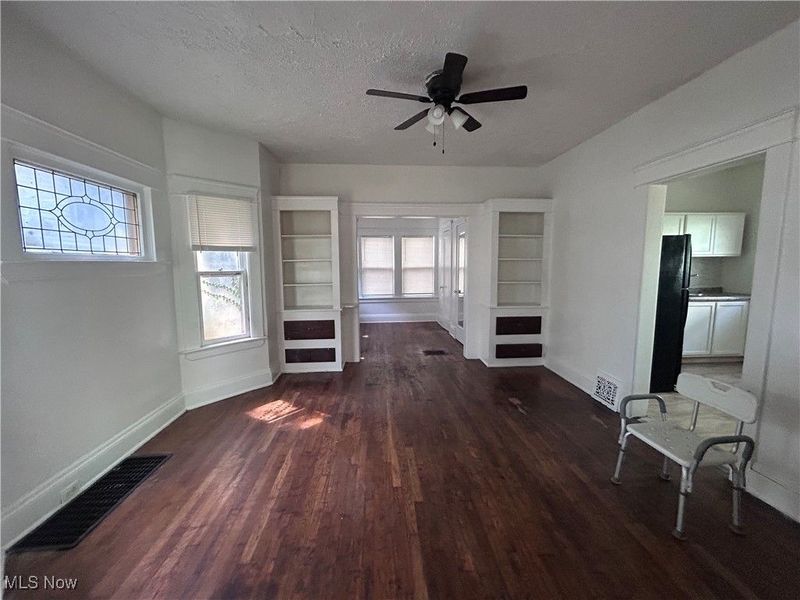 11606 Shadeland Avenue, Cleveland, OH 44108 Photo 5