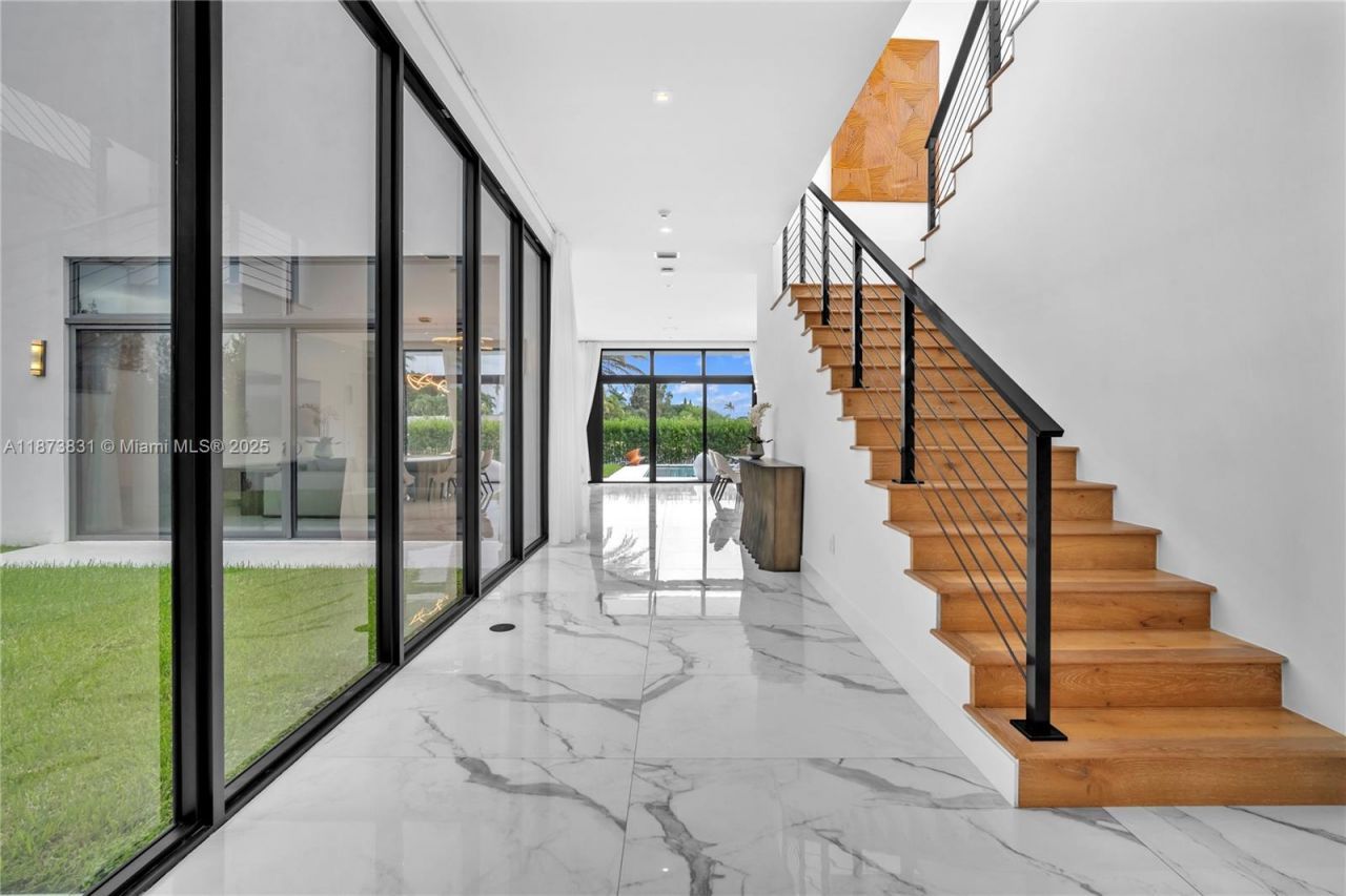 16572 S Botaniko Dr S, Weston, FL 33326 Photo