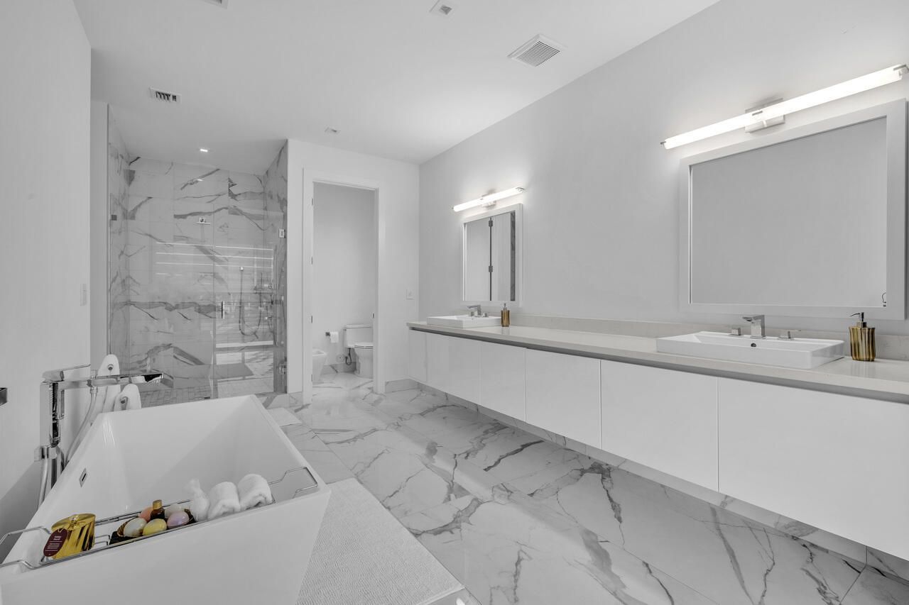 16572 S Botaniko Dr S, Weston, FL 33326 Photo