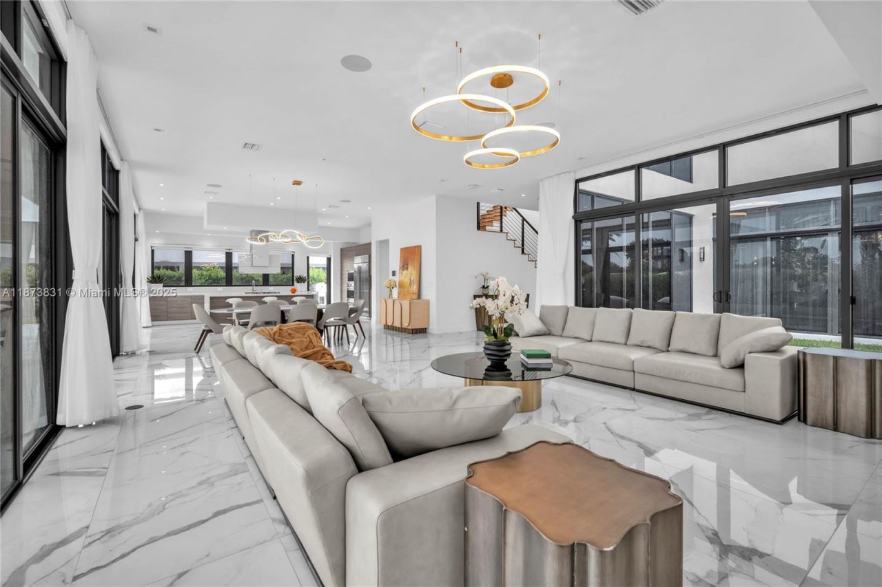 16572 S Botaniko Dr S, Weston, FL 33326 Photo