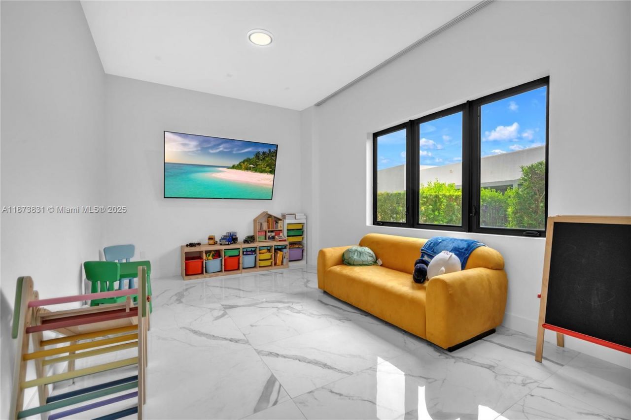 16572 S Botaniko Dr S, Weston, FL 33326 Photo