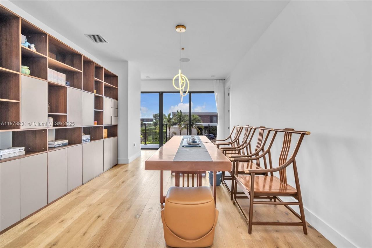 16572 S Botaniko Dr S, Weston, FL 33326 Photo