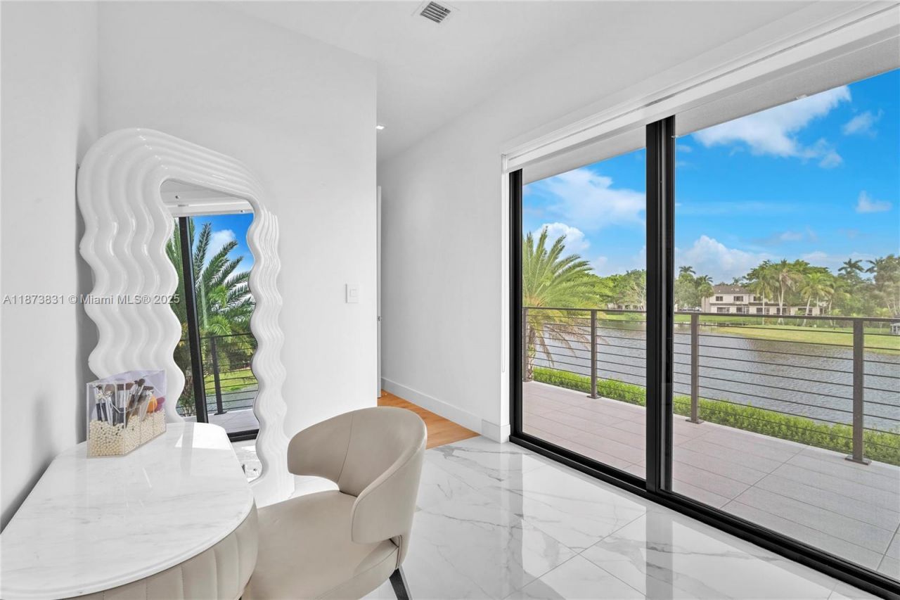 16572 S Botaniko Dr S, Weston, FL 33326 Photo