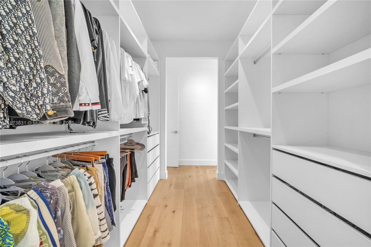 16572 S Botaniko Dr S, Weston, FL 33326 Photo