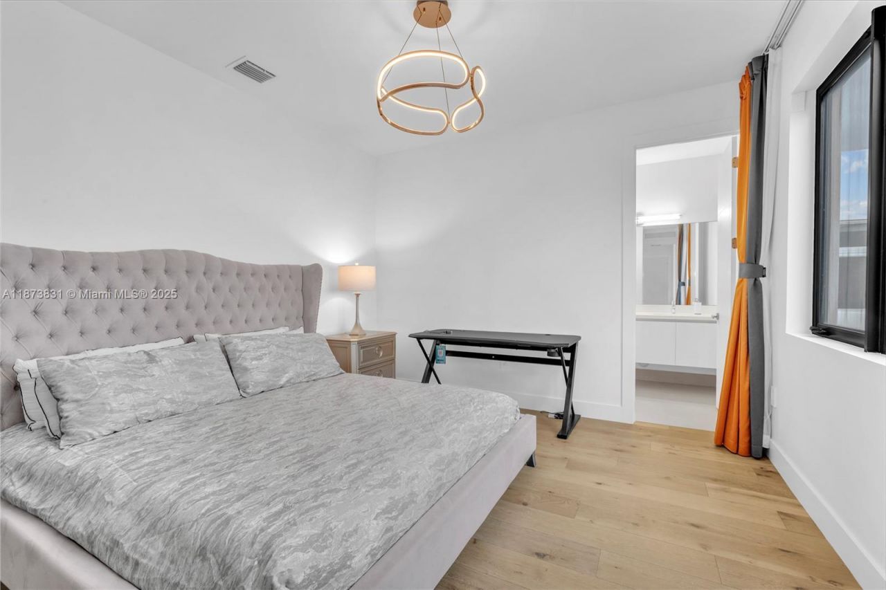 16572 S Botaniko Dr S, Weston, FL 33326 Photo