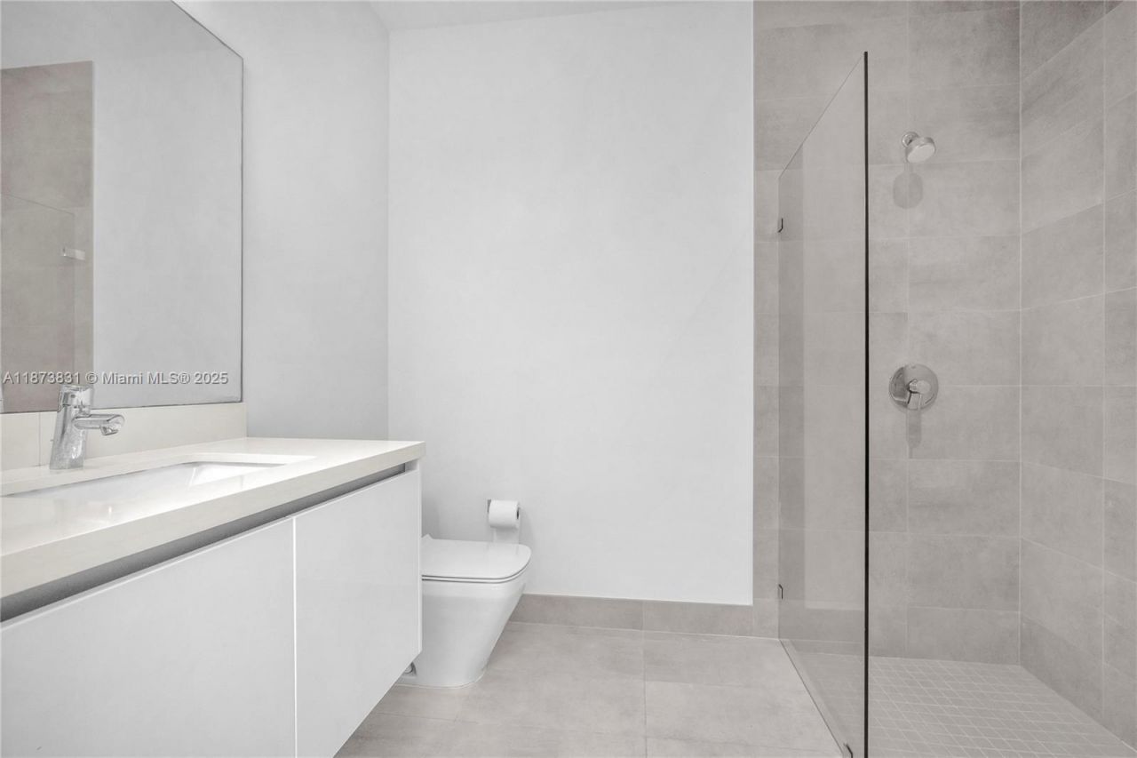 16572 S Botaniko Dr S, Weston, FL 33326 Photo