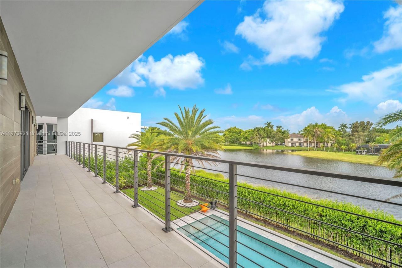 16572 S Botaniko Dr S, Weston, FL 33326 Photo