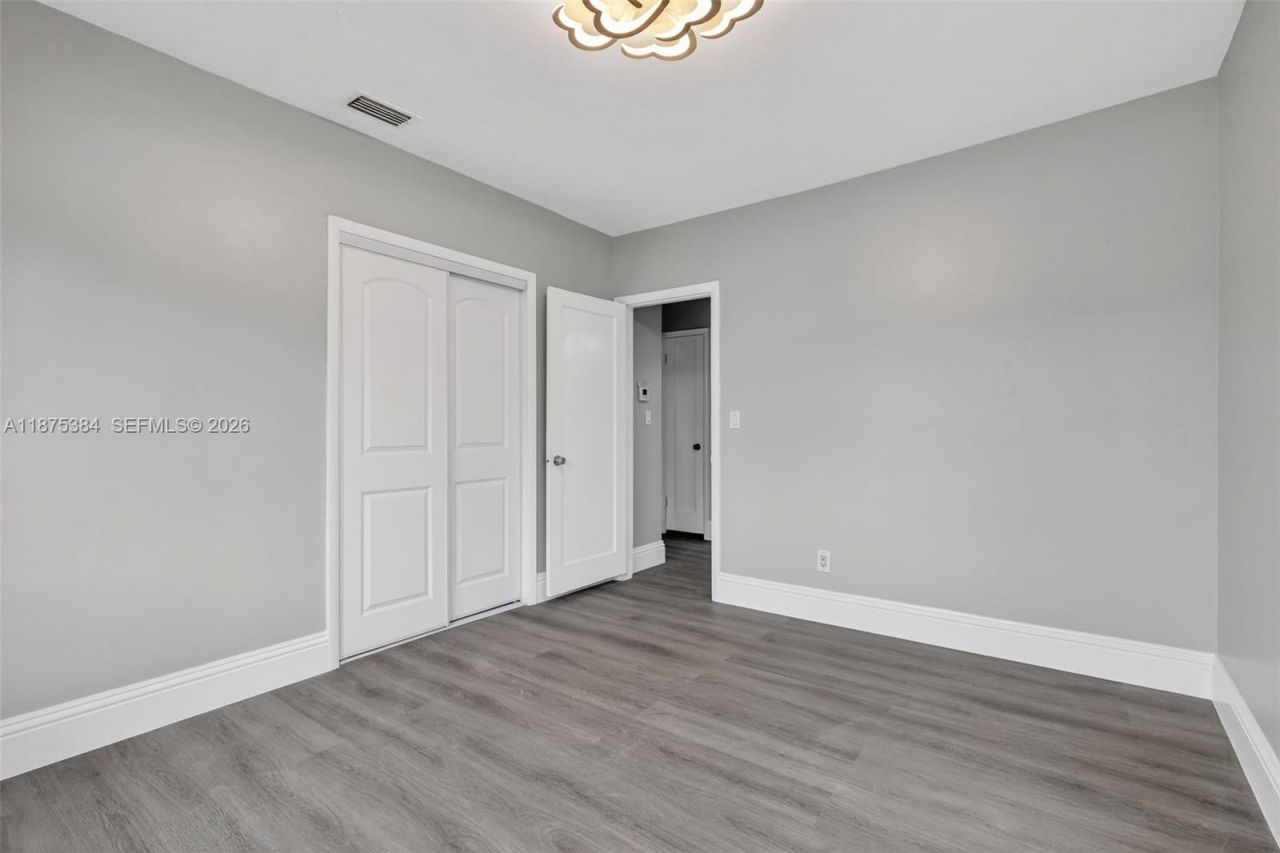 2945 SW 16th St, Miami, FL 33145 Photo