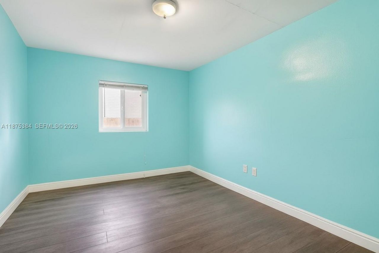 2945 SW 16th St, Miami, FL 33145 Photo